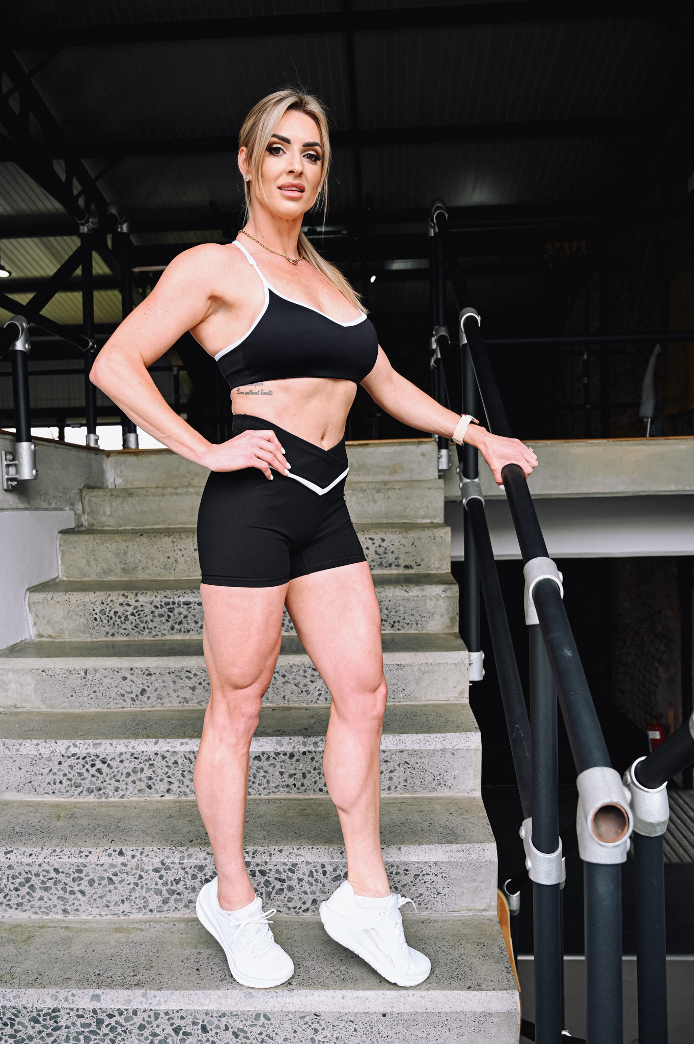 V-Shape Cut Bra and Shorts Set - Image 5